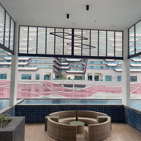 Reizz Residence By Leo Suites Kuala Lumpur Exterior foto